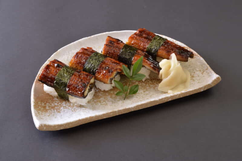 鰻〈うなぎ〉寿司〈4貫〉～鰻1/2本｜浦安でふぐ・鰻のデリバリーなら玄品